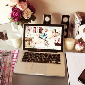 Study Fashion Design Online with La Mode College School